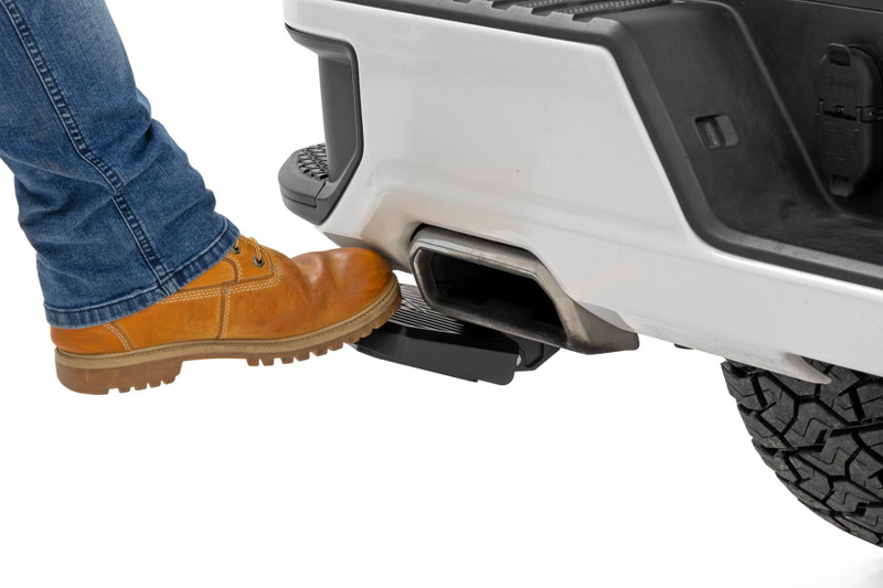 Rough Country - Retractable Bed Step - Manual Pull - Chevy/GMC 1500 (19-25)