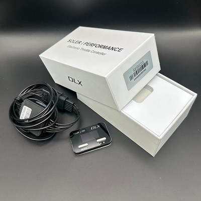 DLX Bluetooth® Throttle Controller DLX Bluetooth® Throttle Controller