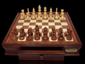 Dal Rossi 40cm Wooden Chess Board with Storage Drawers (Board Only) (L2244DR) board shown with pieces (not included) Dal Rossi 40cm Wooden Chess Board with Storage Drawers (Board Only) (L2244DR) board shown with pieces (not included)
