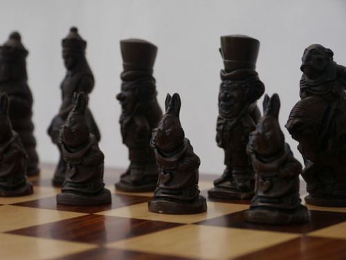Berkeley Chess Alice in Wonderland (brown) Chessmen (BC2014)