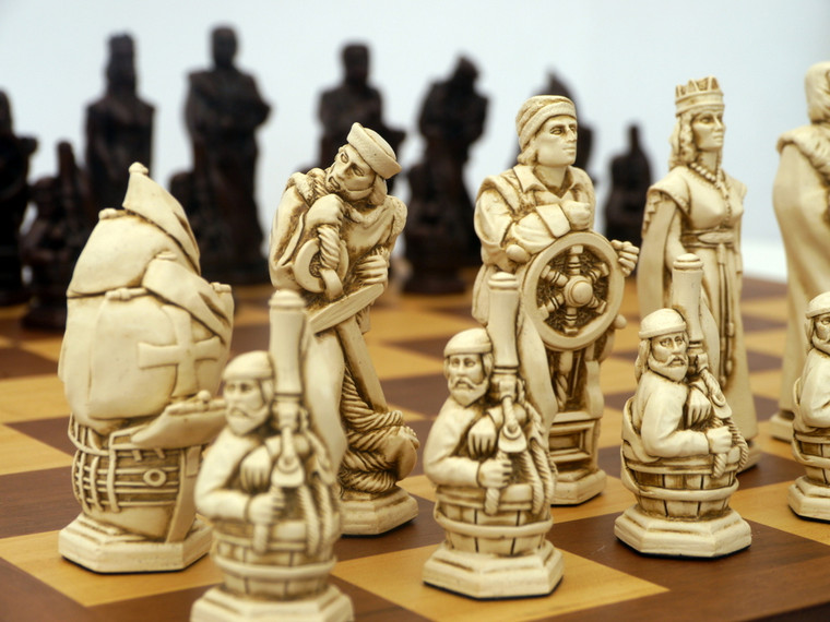 Berkeley Chess Christopher Columbus (Brown) Chessmen pieces (BC2017)