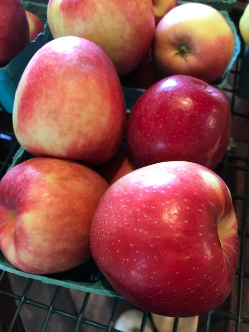SweeTango Apple