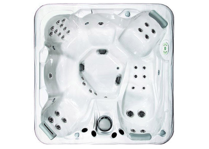 South Seas Spas Model 735L - Backyard Comfort