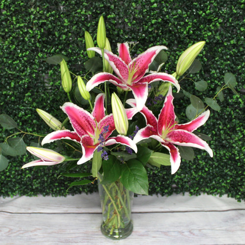 Please keep in mind that the lilies may came in different stages of opening.