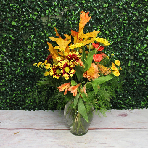 Another example of the Fall Y’all arrangement of fall flowers in a vase