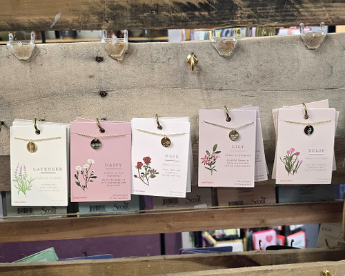 Etched Flower Necklace 