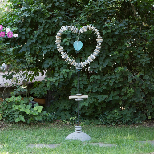 THEArth×NATURETONESTHE LITTLE WORK STAND Dangling Heart Garden Stand - Large | Garden Age Supply