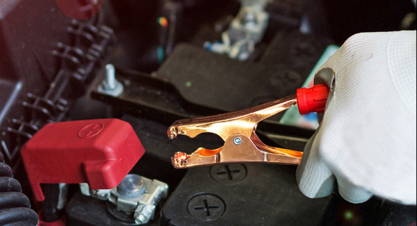 Trickle Treat! Prevent A Dead Battery Apocalypse With Some Tips & Tricks On Trickle Charging!
