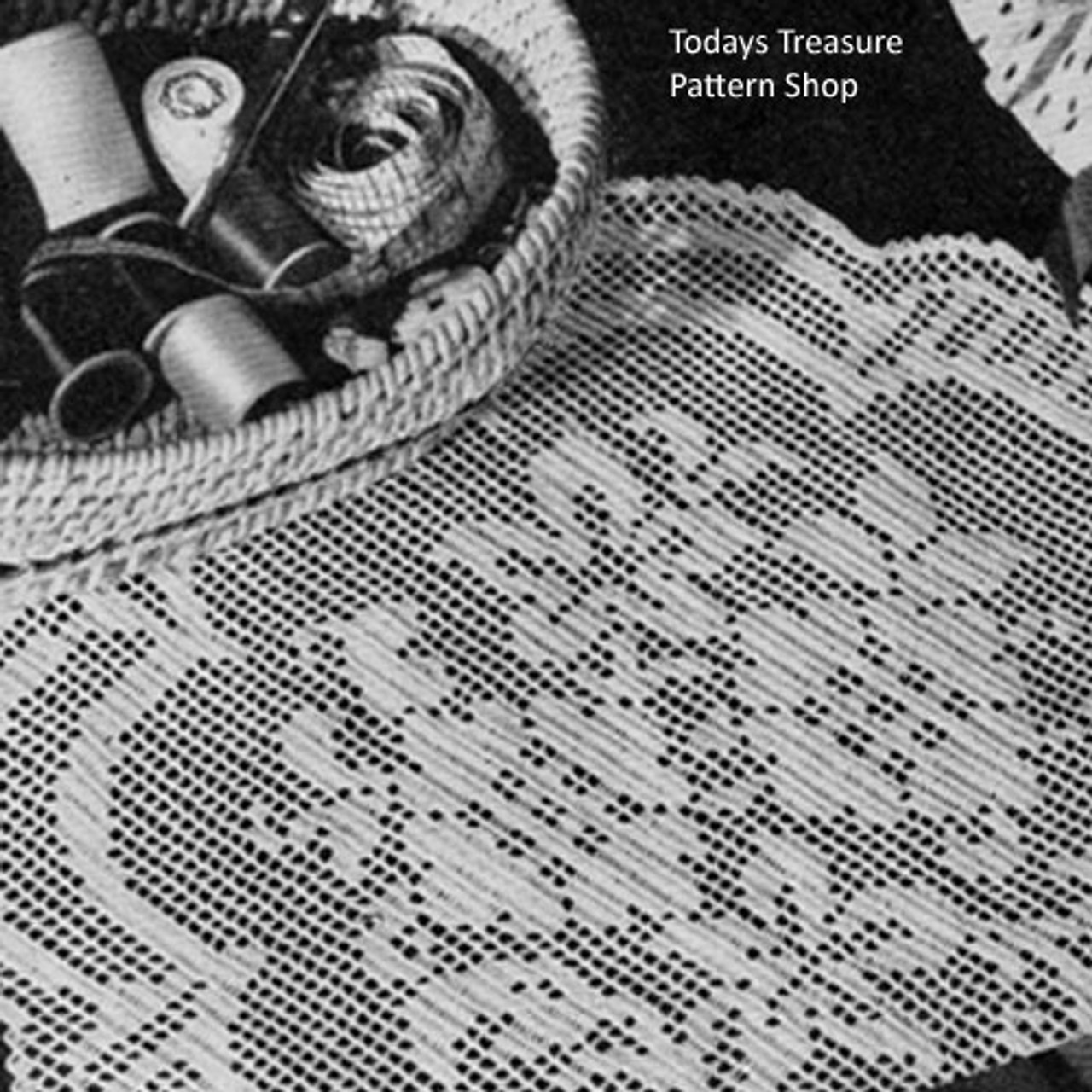 Vintage Filet Crochet Doily Pattern with Flower Motif 