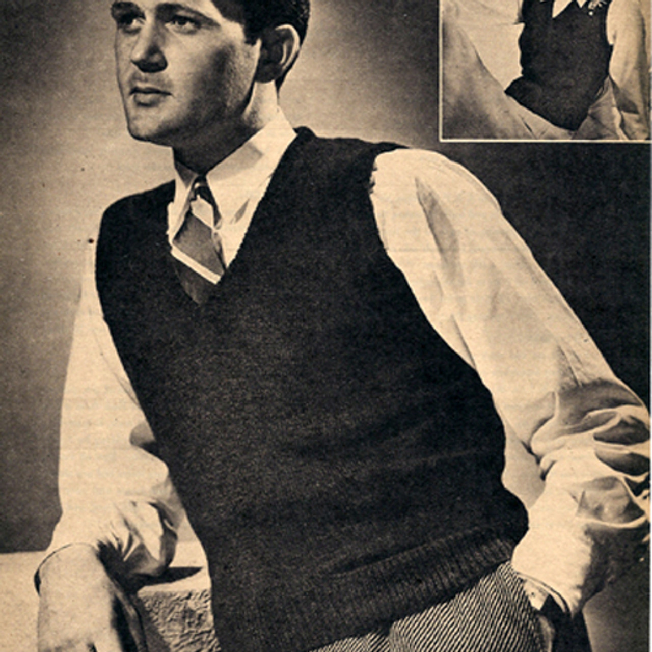 Vintage 1940s Knitted Sleeveless Vest for Men