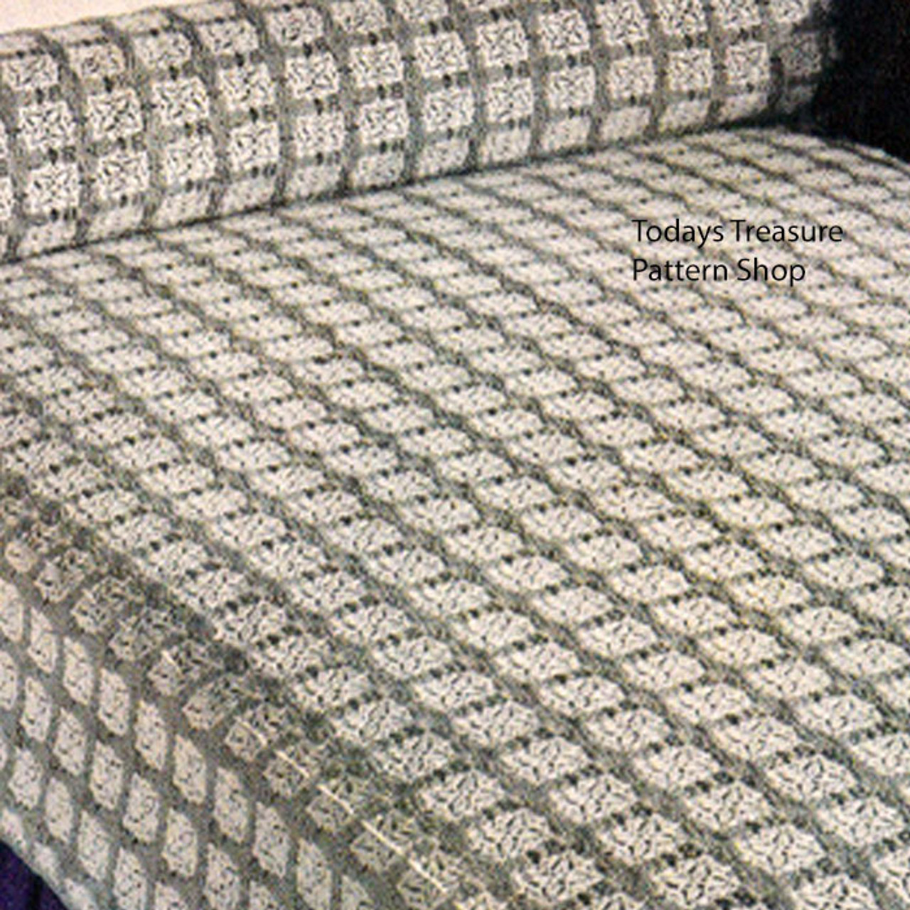 Fitted Crochet Bedspread Pattern named Maryland Modern