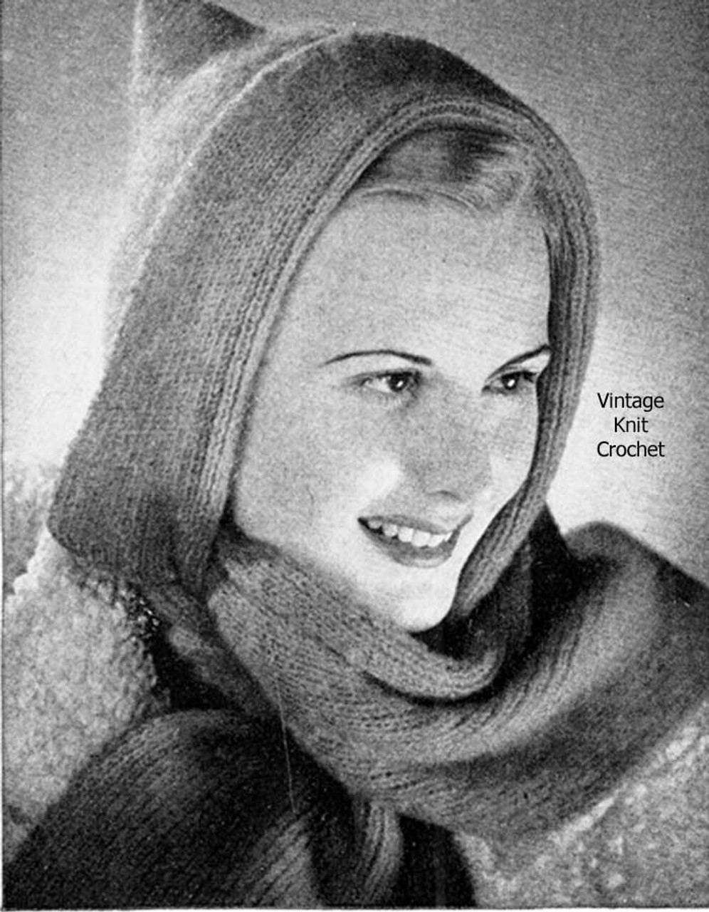 Free Knitted Hood Scarf Pattern in Stockinette Stitch