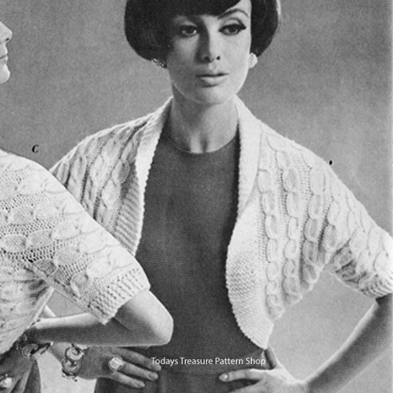 Knitted Shrug Pattern with Rounded Front
