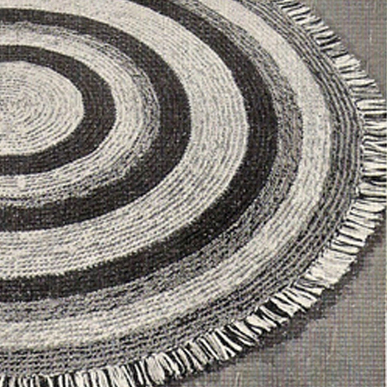 Vintage Three Color Round Rug Crochet pattern