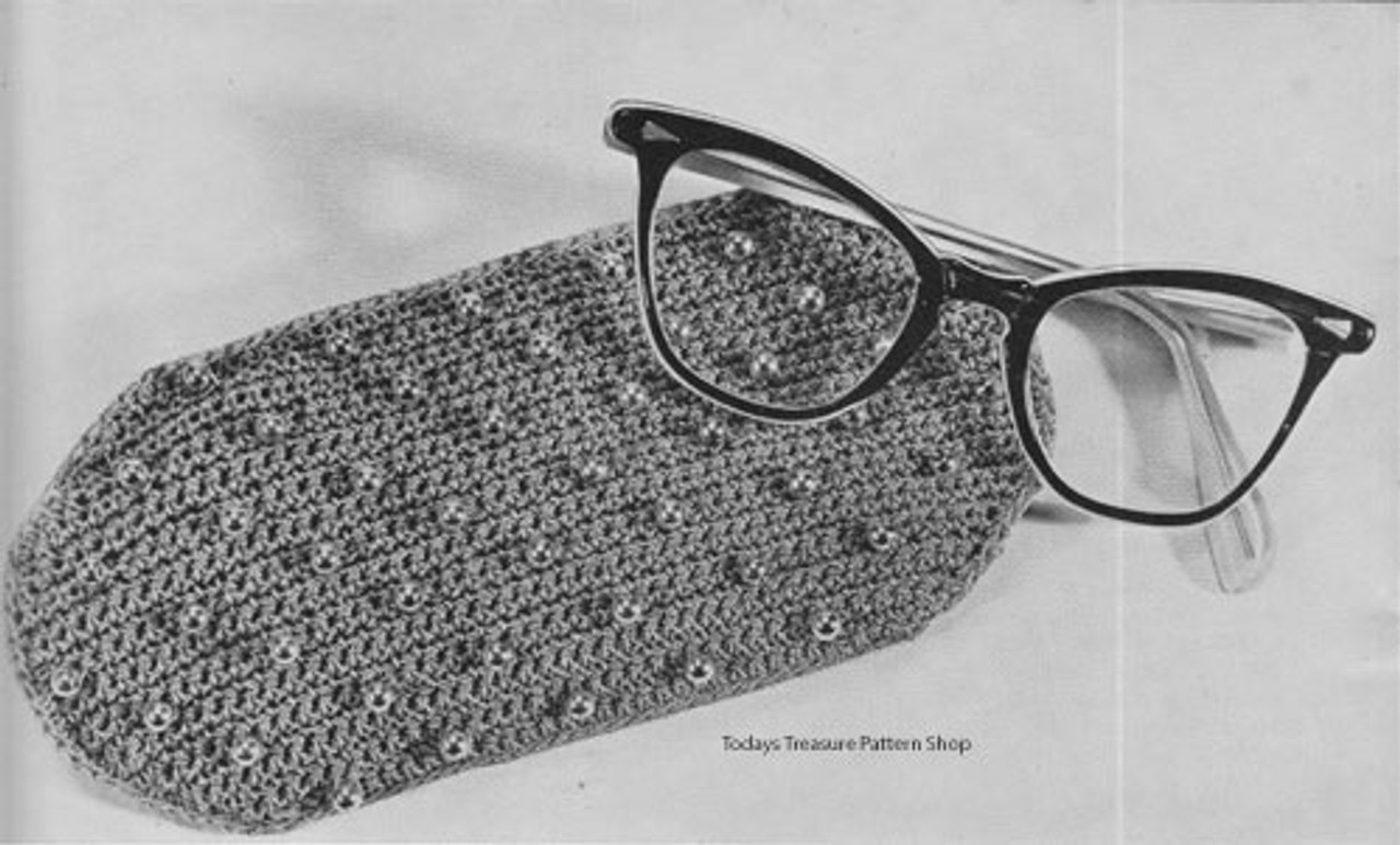 Bernat Beaded Eyeglasses Case Crochet Pattern