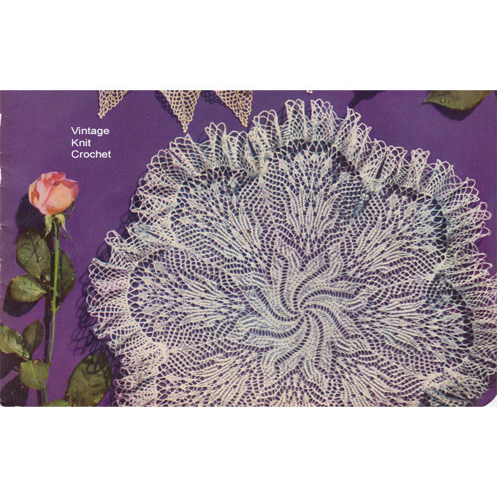 Knitted Pinwheel Doily, Flower Motif, Ruffled, Vintage 1950s