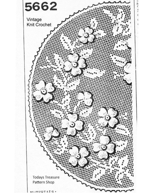 Dogwood Filet Crochet Doily, Anne Cabot 5662