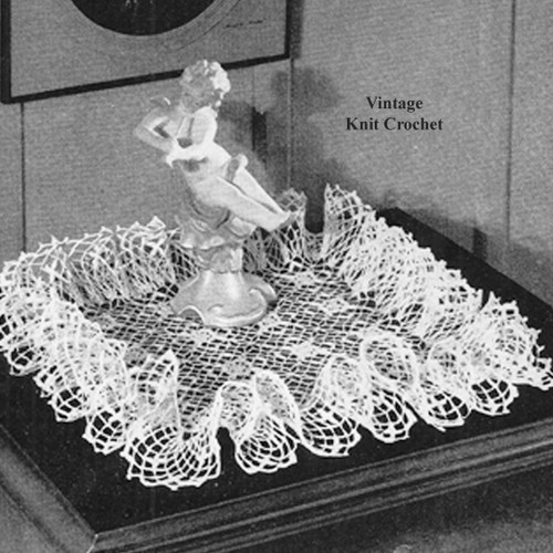 Vintage 1950s crochet doily  pattern, square with ruffled border
