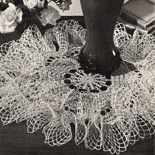 Tall Ruffled Crochet Doily Pattern A-399