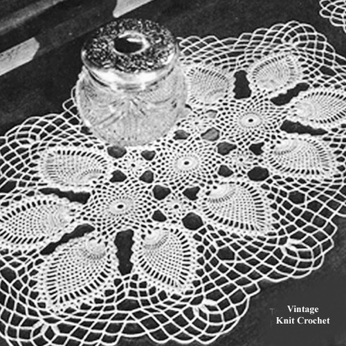 Oval Crochet Pineapple doilies pattern with medallion center.