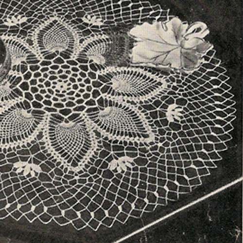Crocheted Pineapple Flower Doily Pattern 