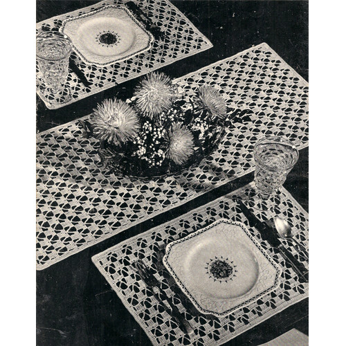 Vintage Crochet Luncheon Set Pattern, Mats & Runner