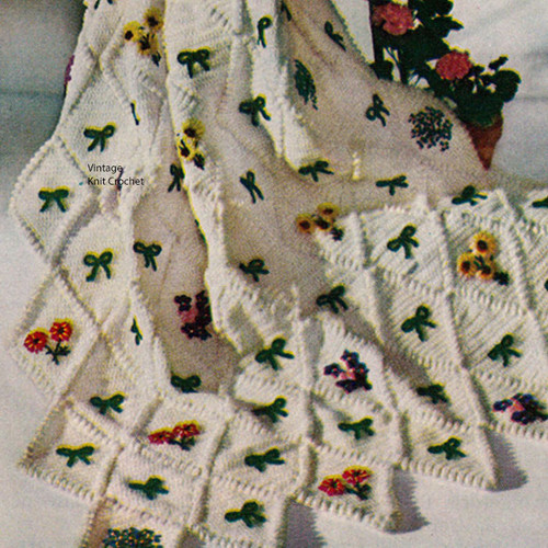 Flower Crocheted Afghan Pattern, Vintage 1950s