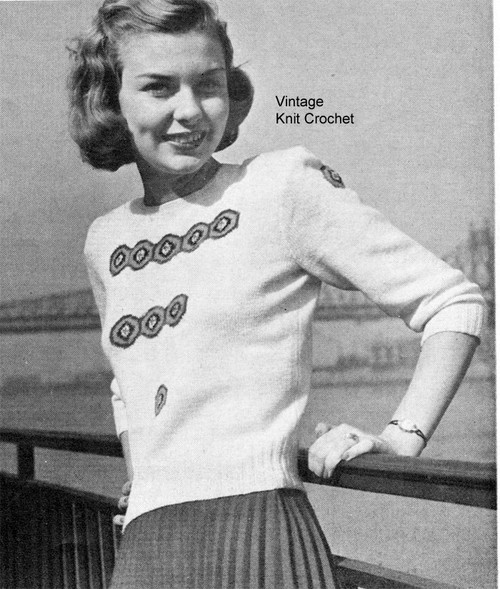 Knitted Pullover Sweater Pattern, Motif Design - Main Image