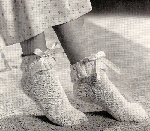 Knitting pattern for bed socks 2025