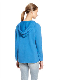 Coco Lee, coins are Kumis brown leather bag