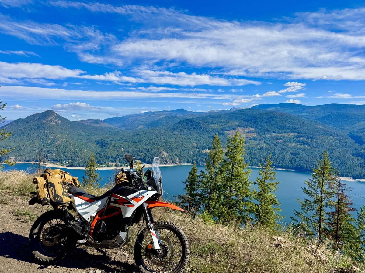 390r-river-overlook.jpg
