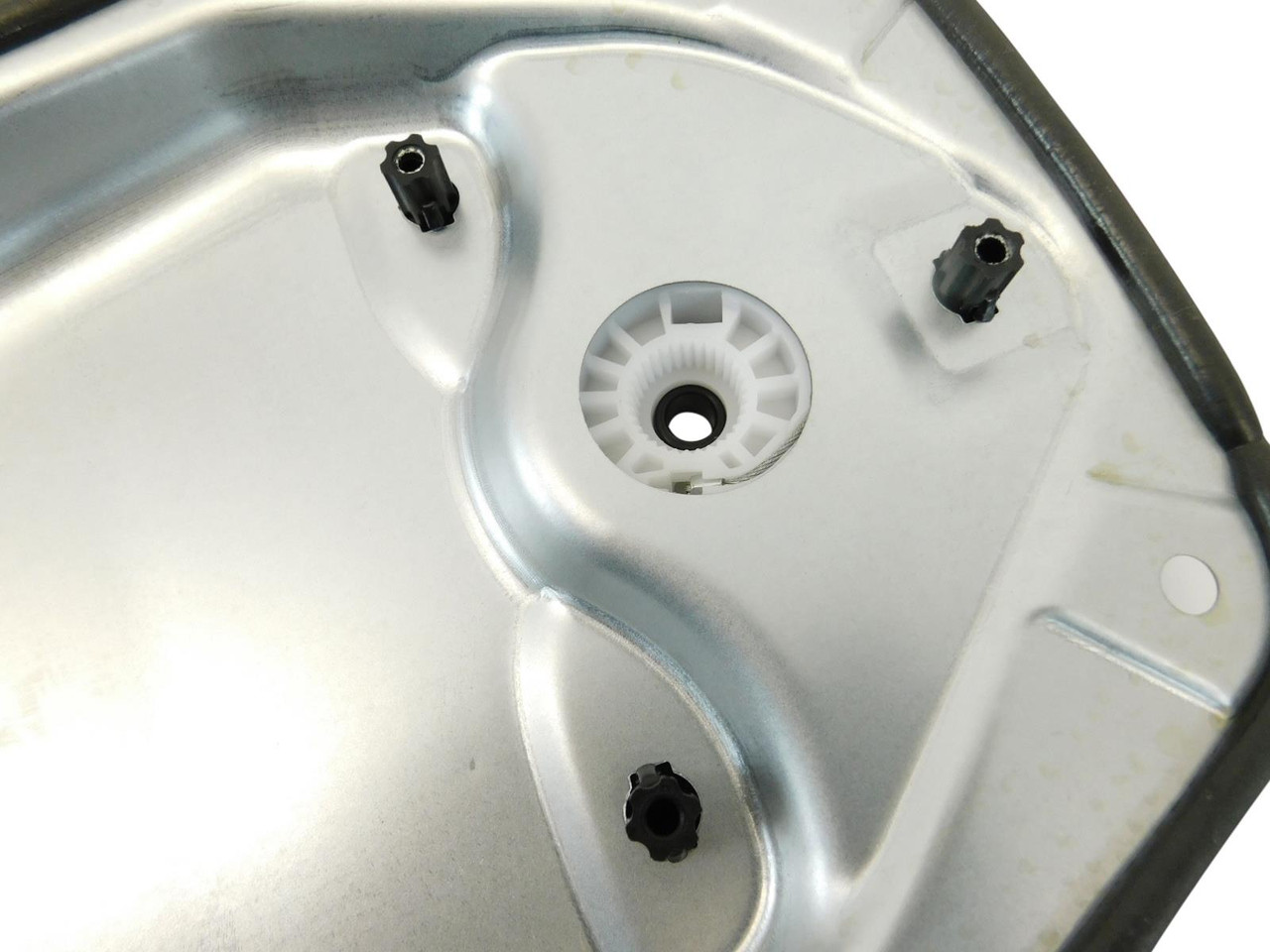 Golf Plus window mechanism