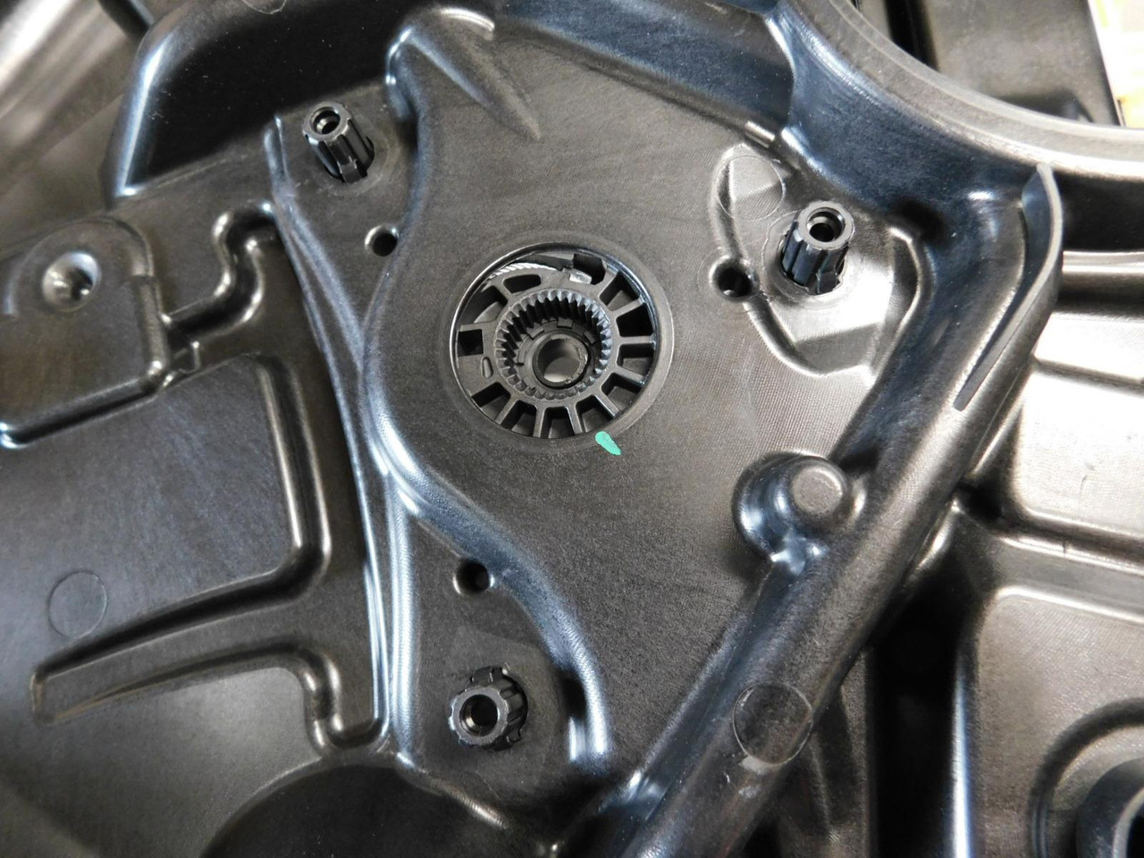 7487085
