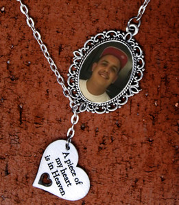 Memorial Photo Necklace (Oval) Memorial Photo Necklace (Oval)