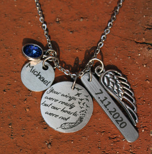 "Your wings were ready" Personalized Necklace "Your wings were ready" Personalized Necklace