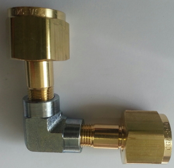 FA540-90, Filling Adaptor, Fill to CGA 540 from CGA 540 - with 90 degree angle