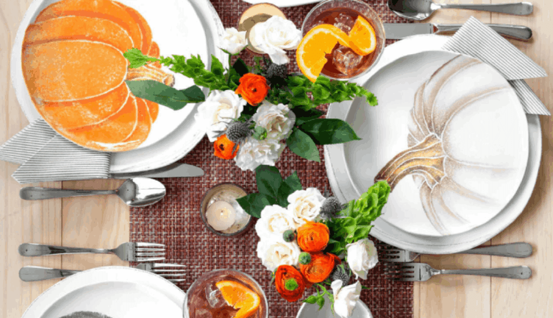 Styling Tips for Holiday Tableware and Decor