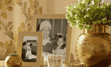 Easy Guide to Creating Stunning Tabletop Frame Arrangements