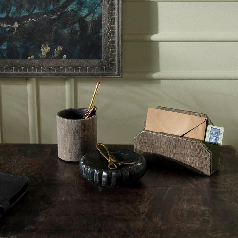 Black Marble Round Tray