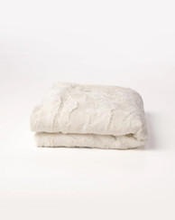 Keiki Co. Bella Lux  Ivory Throw Blanket 