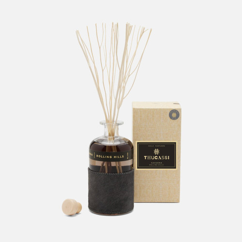 Thucassi Savanna Rolling Hills  White Reed Diffuser in Glass Vessel 