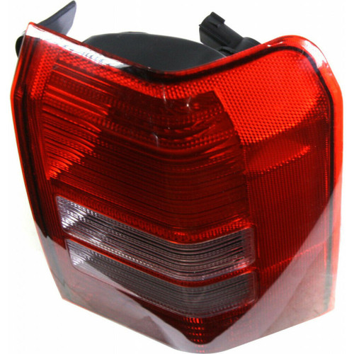 TAIL LAMP RH WITH 2 BULB HOLES IN BACK HQ REPLACEMENT FOR JEEP PATRIOT 2008 PARTSLINK NUMBER  CH2801181