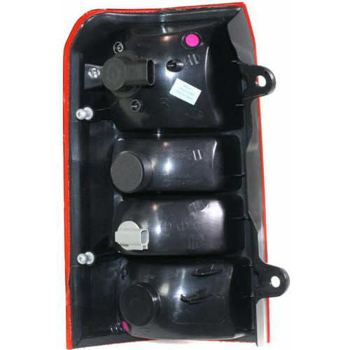 TAIL LAMP RH WITH 2 BULB HOLES IN BACK HQ REPLACEMENT FOR JEEP PATRIOT 2008 PARTSLINK NUMBER  CH2801181