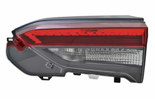TRUNK LAMP RH NORTH AMERICAN BUILT HQ   REPLACEMENT FOR TOYOTA RAV 4 2019 PARTSLINK NUMBER  TO2803148