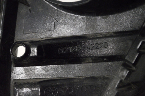 FOG LAMP BEZEL FR LH GLOSS BLACK EXCLUDE LE MODELS  REPLACEMENT FOR TOYOTA RAV 4 2019 PARTSLINK NUMBER TO1038258