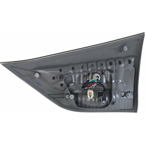 TRUNK LAMP LH SE MODEL CAPA REPLACEMENT FOR TOYOTA SIENNA 2019 PARTSLINK NUMBER TO2802130C TRUNK LAMP LH SE MODEL CAPA REPLACEMENT FOR TOYOTA SIENNA 2019 PARTSLINK NUMBER TO2802130C