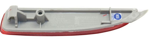 REFLECTOR RR RH IN BUMPER (SMALL) FOR MORE FITMENT DETAILS CLICK ON SKU CAPA REPLACEMENT FOR MAZDA MAZDA 5 2008 PARTSLINK NUMBER  MA1185101C