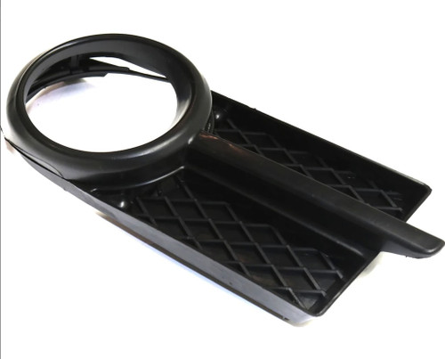 FOG LAMP COVER FR LH REPLACEMENT FOR PONTIAC WAVE SEDAN (CANADA) 2008 PARTSLINK NUMBER  GM2598101