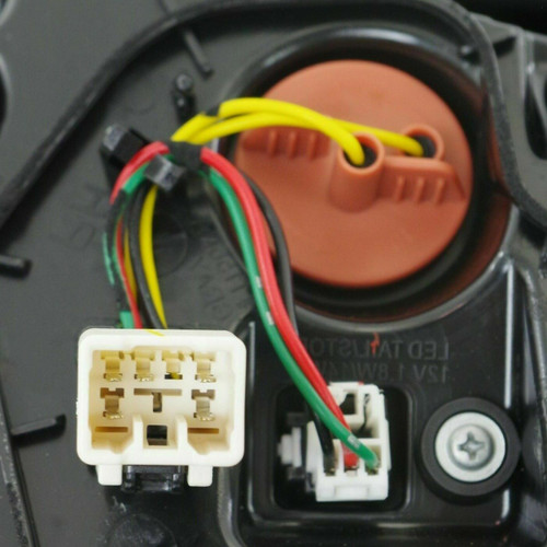 TAIL LAMP LH LED HQ  REPLACEMENT FOR HYUNDAI SONATA 2015 PARTSLINK NUMBER  HY2804128