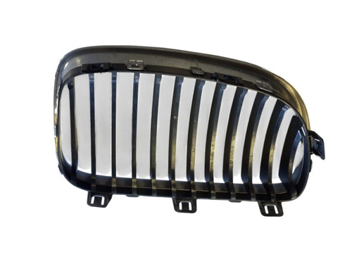 GRILLE LH CHROME/BLACK CPE/CONV REPLACEMENT FOR BMW 1 SERIES 2013 PARTSLINK NUMBER BM1200238 GRILLE LH CHROME/BLACK CPE/CONV REPLACEMENT FOR BMW 1 SERIES 2013 PARTSLINK NUMBER BM1200238